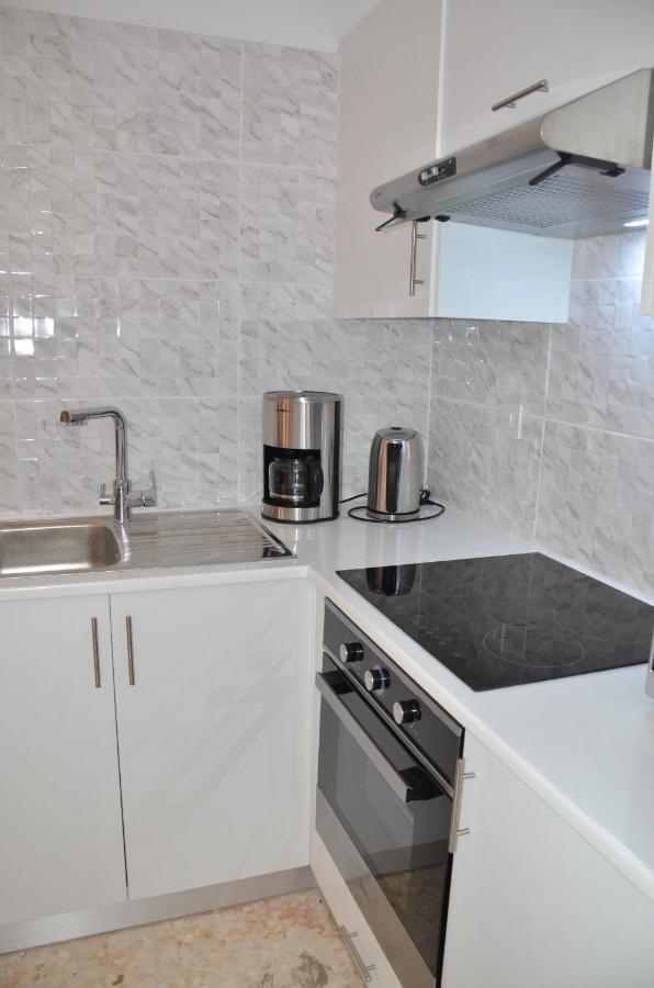 Almyria Apartments - By Imh Travel & Tours Paphos Buitenkant foto