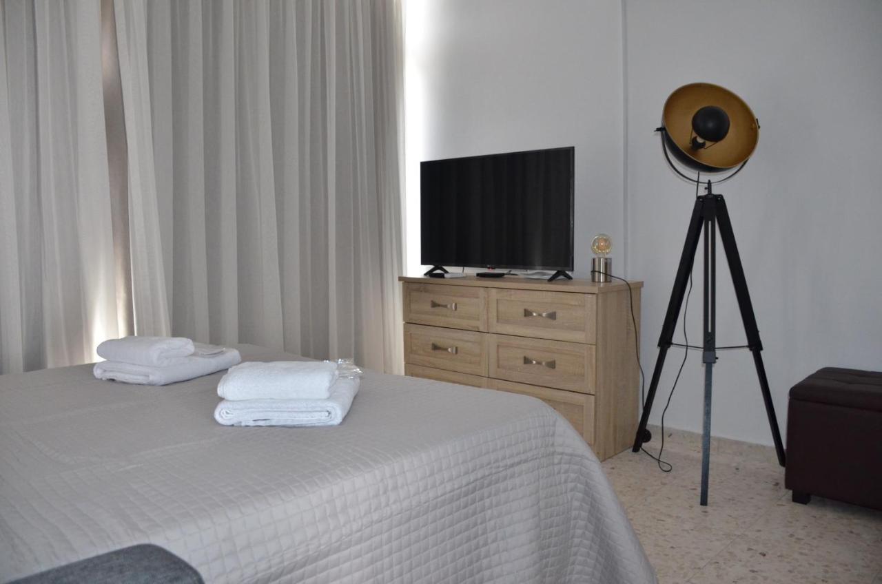 Almyria Apartments - By Imh Travel & Tours Paphos Buitenkant foto